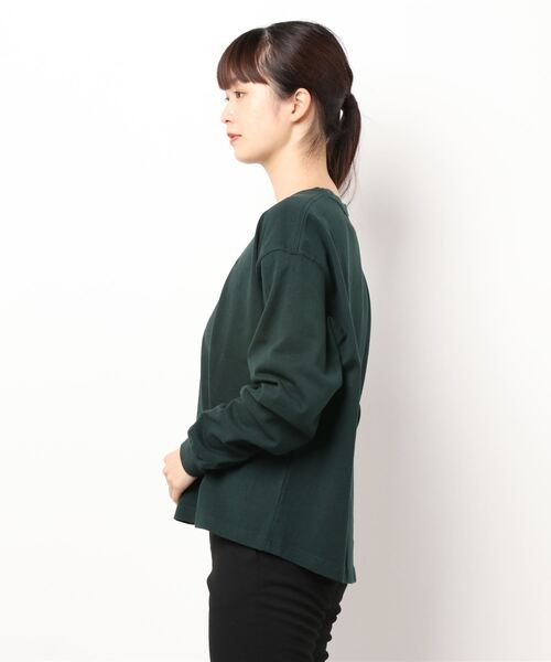 THE NORTH FACE（ザノースフェイス）の「THE NORTH FACE L/S Nuptse Cotton Tee NTW82036（Tシャツ/カットソー・レディース・ホワイト/グリーン・LARGE/MEDIUM）」の5枚目の写真