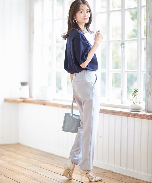 Cookie Chocolate（クッキーチョコレート）の「ベーシックストレートパンツ《bibiroom select》（スラックス・レディース・ベージュ/サックスブルー・S/M）」の4枚目の写真