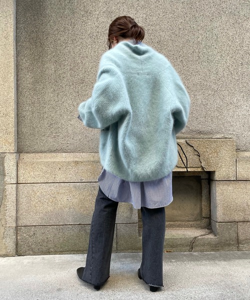 DouDou（ドゥドゥ）の「スリットフレアデニム（デニムパンツ・レディース・ブラック/ブルー・36/38）」の6枚目の写真