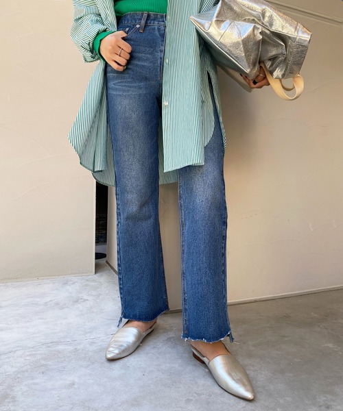 DouDou（ドゥドゥ）の「スリットフレアデニム（デニムパンツ・レディース・ブラック/ブルー・36/38）」の14枚目の写真