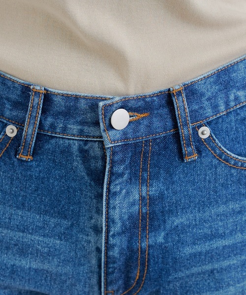 DouDou（ドゥドゥ）の「スリットフレアデニム（デニムパンツ・レディース・ブラック/ブルー・36/38）」の19枚目の写真