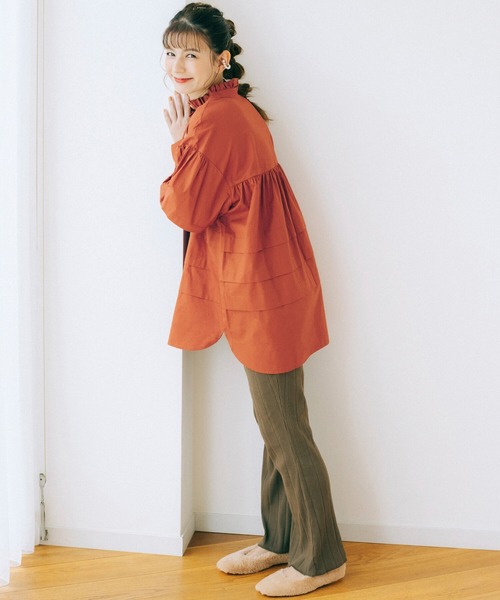 haco!（ハコ）の「【スザンヌさんコラボ】ほどよい甘さをミックスした 大人の可愛げリボンブラウス by LOVE&PEACE PROJECT（シャツ/ブラウス・レディース・キャメル/オフホワイト・LARGE/X-LARGE/MEDIUM/SMALL）」の19枚目の写真