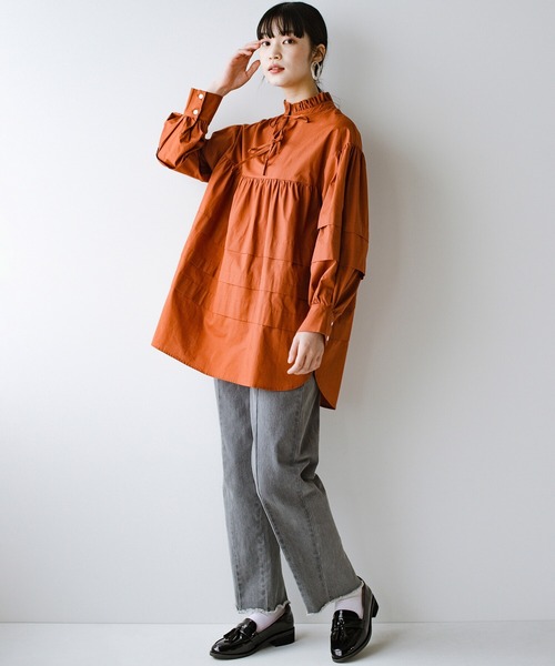 haco!（ハコ）の「【スザンヌさんコラボ】ほどよい甘さをミックスした 大人の可愛げリボンブラウス by LOVE&PEACE PROJECT（シャツ/ブラウス・レディース・キャメル/オフホワイト・LARGE/X-LARGE/MEDIUM/SMALL）」の12枚目の写真