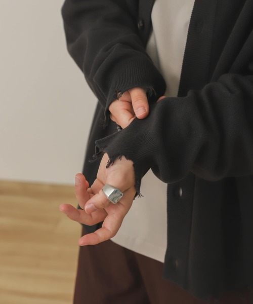 SENSE OF PLACE by URBAN RESEARCH（センスオブプレイスバイアーバンリサーチ）の「『WEB/一部店舗限定カラー』ダメージクルーネックカーディガン（カーディガン/ボレロ・メンズ・レッド/ライトベージュ/ミント/ダークグレー/ライトブルー・LARGE/MEDIUM）」の7枚目の写真