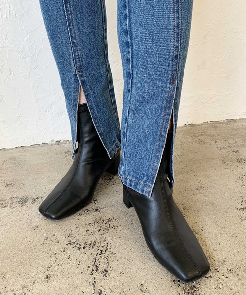 LIAN(リアン)の「スクエアトゥショートブーツ(ブーツ・レディース・ライトブラウン/ブラック/アイボリー・SMALL/LARGE/MEDIUM)」の5枚目の写真