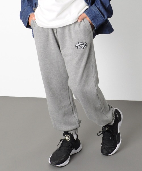 GLAZOS（グラソス）の「[ワイドテーパード]裏毛・刺繍ワッペンパンツ【セットアップ対応】（その他パンツ・キッズ・ブラック/エンジ/グレー・130cm/140cm/150cm/160cm/170cm）」の3枚目の写真