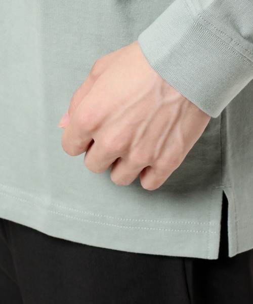 TopIsm(トップイズム)の「ワイドシルエット ヘビーウェイト USAコットンクルーネック長袖Tシャツ(Tシャツ/カットソー・メンズ・ホワイト/ブラック/ダークブラウン/ベージュ/パープル/ネイビー/チャコール/ブルー・LL/M/L)」の21枚目の写真