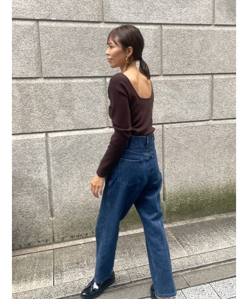 ulu（ウル）の「Back open long sleeve knit（ニット/セーター・レディース・ブラック/モカ/グレイッシュベージュ・FREE）」の13枚目の写真