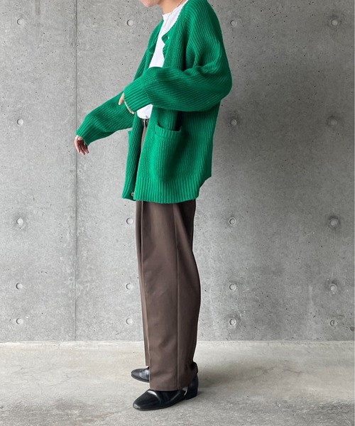 y/m by れぽすけ（イムバイレポスケ）の「ビッグポケットルーズニットカーデ（カーディガン/ボレロ・メンズ・ブラック/グリーン/グレイッシュベージュ・LARGE/MEDIUM）」の11枚目の写真