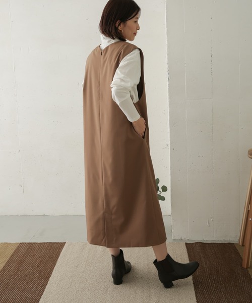 URBAN RESEARCH DOORS(アーバンリサーチドアーズ)の「ストレートラインジャンパースカート(ワンピース・レディース・ブラック/モカ・ONE)」の21枚目の写真