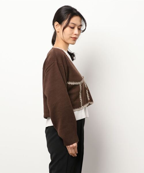 ehka sopo(エヘカソポ)の「かぎ針編みパッチワークカーディガン(カーディガン/ボレロ・レディース・ブラウン/グリーン/キナリ・フリ-)」の4枚目の写真