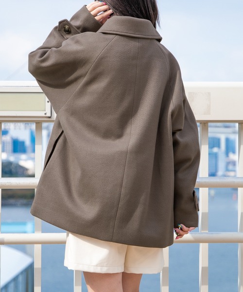 PairPair（ペアペア）の「ステンカラーショートコート(ユニセックス)（ステンカラーコート・レディース・モカ/ライトベージュ・MEDIUM/LARGE）」の4枚目の写真