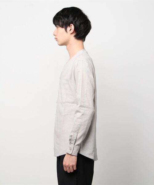 MGV(エムジーヴィー)の「カラー綿麻ノーカラーシャツ(シャツ/ブラウス・メンズ・ブラック/ベージュ/ネイビー/グレー/カーキ/グリーン/ワイン/マスタード・LARGE/SMALL/MEDIUM)」の21枚目の写真