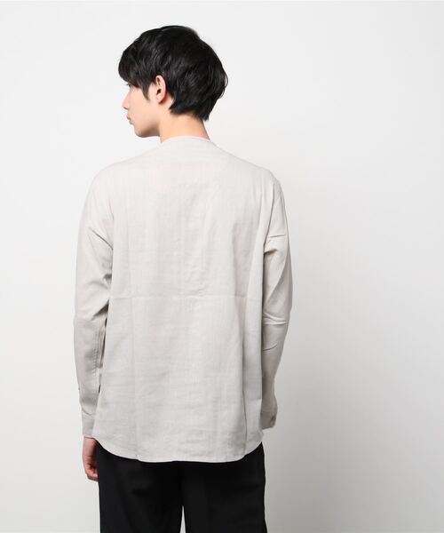MGV(エムジーヴィー)の「カラー綿麻ノーカラーシャツ(シャツ/ブラウス・メンズ・ブラック/ベージュ/ネイビー/グレー/カーキ/グリーン/ワイン/マスタード・LARGE/SMALL/MEDIUM)」の22枚目の写真