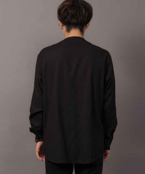 MGV(エムジーヴィー)の「カラー綿麻ノーカラーシャツ(シャツ/ブラウス・メンズ・ブラック/ベージュ/ネイビー/グレー/カーキ/グリーン/ワイン/マスタード・LARGE/SMALL/MEDIUM)」の18枚目の写真