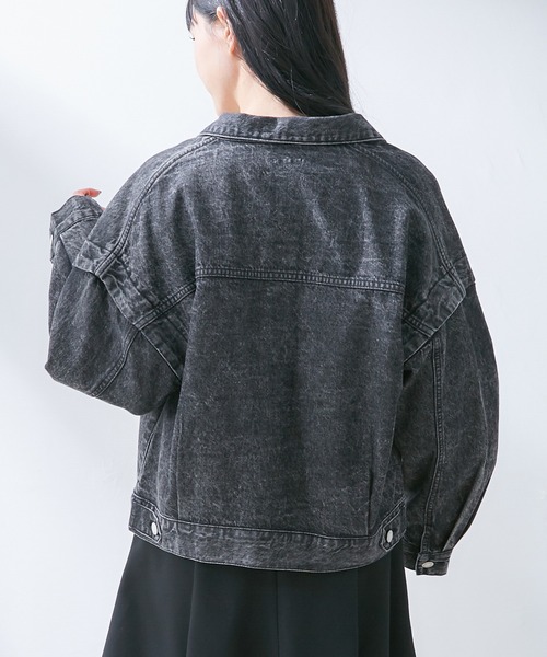 Honeys(ハニーズ)の「ゆるGジャン(デニムジャケット・レディース・ブルー系その他/ブラック/ライトインディゴブルー/アイボリー・L/M/S)」の14枚目の写真