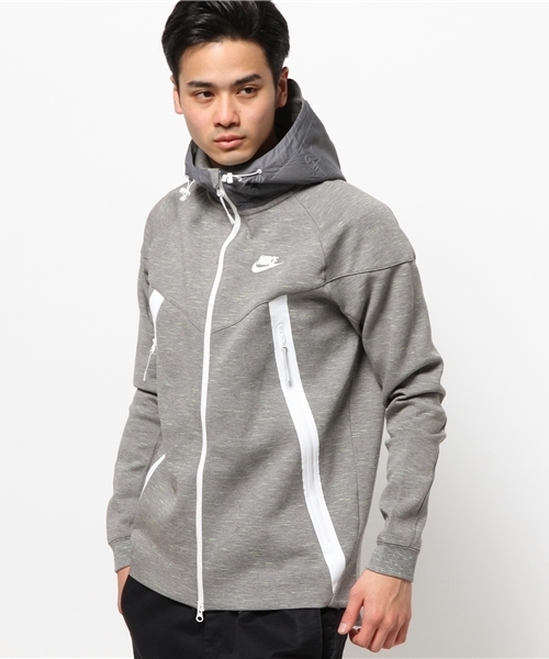 NIKE（ナイキ）の「NIKE TECH FLEECE WR-SUPER HOODY JACKET（ブルゾン・メンズ・グレー/ブラック/ブルー/レッド・LARGE/MEDIUM/SMALL）」の3枚目の写真