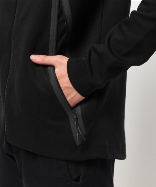 NIKE（ナイキ）の「NIKE TECH FLEECE WR-SUPER HOODY JACKET（ブルゾン・メンズ・グレー/ブラック/ブルー/レッド・LARGE/MEDIUM/SMALL）」の17枚目の写真