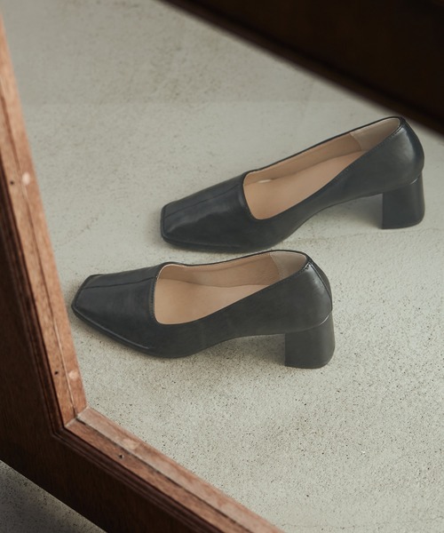 Juze（ジュゼ）の「アウトステッチヒールパンプス（パンプス・レディース・ブラック/オフホワイト/ベージュ・L/M/S）」の2枚目の写真