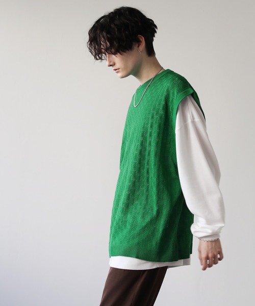 ASTRONOMY(アストロノミー)の「透かし編みニットベスト(ベスト・メンズ・チャコール/ベージュ/ブラック/ワイン/グリーン/ブルー/パープル・S/L/M)」の9枚目の写真