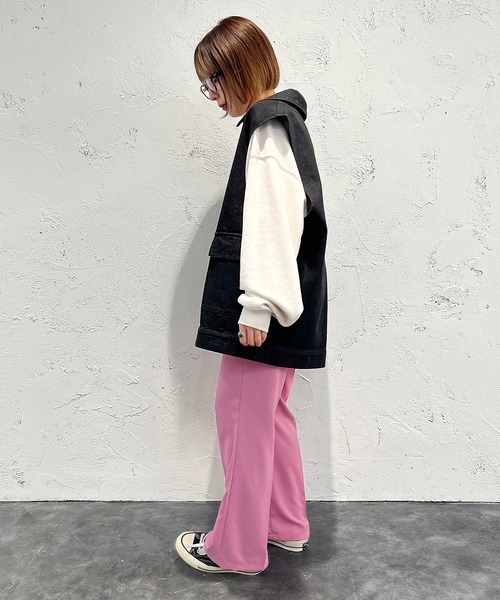 apres jour mignon(アプレジュールミニョン)の「デニムベスト【ZOZOTOWN限定アイテム】(ベスト・レディース・ダークブルー/オフホワイト/ブラック・フリー/X-LARGE)」の16枚目の写真