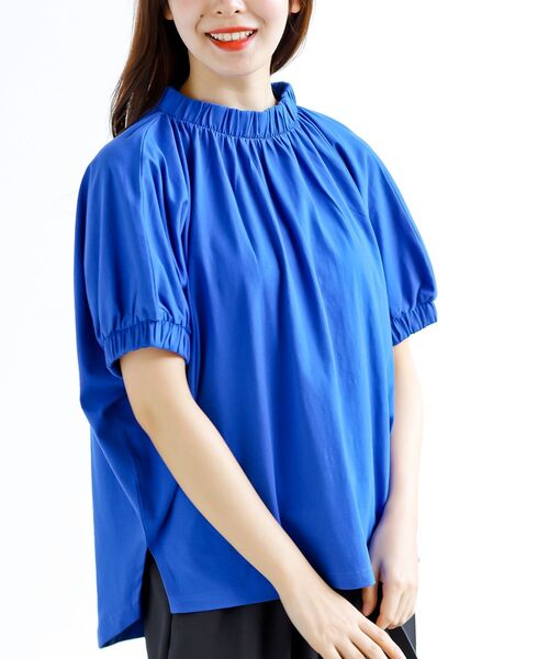 rps（アールピーエス）の「ネック＆スリーブゴム使いＴシャツ（Tシャツ/カットソー・レディース・チャコールグレー/ブラック/オフホワイト/グレイッシュベージュ/ブルー/パープル・M/フリー）」の5枚目の写真