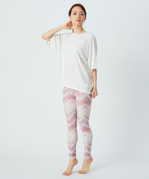 Julier Yoga and Relax(ジュリエヨガアンドリラックス)の「Julier リヨセルコットンソフト天竺バックギャザープルオーバー/エコ(Tシャツ/カットソー・レディース・ホワイト/ベージュ/ネイビー/ミント・FREE)」の9枚目の写真