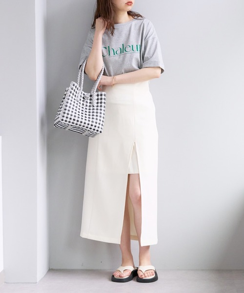 natural couture(ナチュラルクチュール)の「ほど良い肌見せが今年らしい WEB限定サイズ有り/ミニ裏付きハイウエストスリットスカート(スカート・レディース・ピンク/モカ/ブラック/アイボリー・SMALL/MEDIUM)」の1枚目の写真