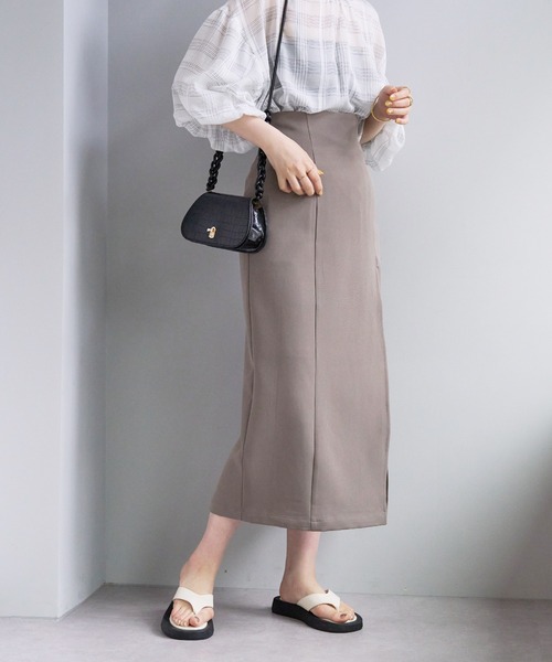 natural couture(ナチュラルクチュール)の「ほど良い肌見せが今年らしい WEB限定サイズ有り/ミニ裏付きハイウエストスリットスカート(スカート・レディース・ピンク/モカ/ブラック/アイボリー・SMALL/MEDIUM)」の16枚目の写真