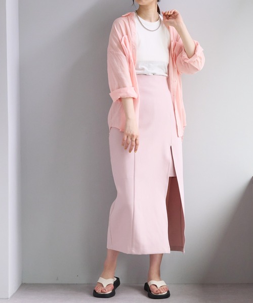 natural couture(ナチュラルクチュール)の「ほど良い肌見せが今年らしい WEB限定サイズ有り/ミニ裏付きハイウエストスリットスカート(スカート・レディース・ピンク/モカ/ブラック/アイボリー・SMALL/MEDIUM)」の21枚目の写真