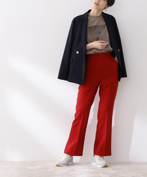 N.（N. Natural Beauty Basic）（エヌエヌナチュラルビューティーベーシック）の「センタープレスフレアパンツ（その他パンツ・レディース・ブラック/イエロー/レッド/ブルー・MEDIUM）」の4枚目の写真