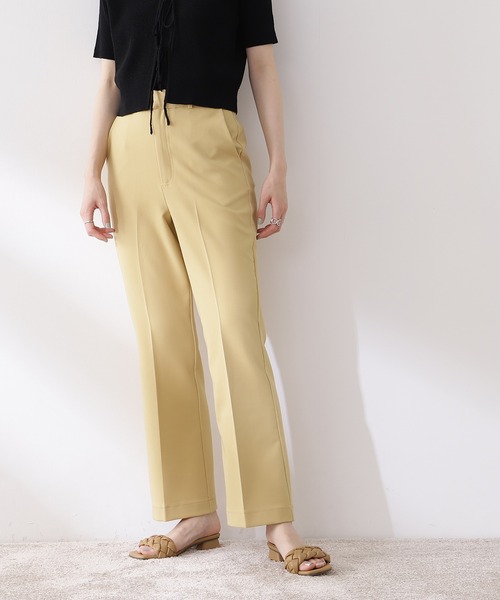 N.（N. Natural Beauty Basic）（エヌエヌナチュラルビューティーベーシック）の「センタープレスフレアパンツ（その他パンツ・レディース・ブラック/イエロー/レッド/ブルー・MEDIUM）」の5枚目の写真