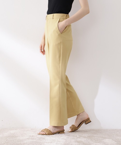 N.（N. Natural Beauty Basic）（エヌエヌナチュラルビューティーベーシック）の「センタープレスフレアパンツ（その他パンツ・レディース・ブラック/イエロー/レッド/ブルー・MEDIUM）」の19枚目の写真