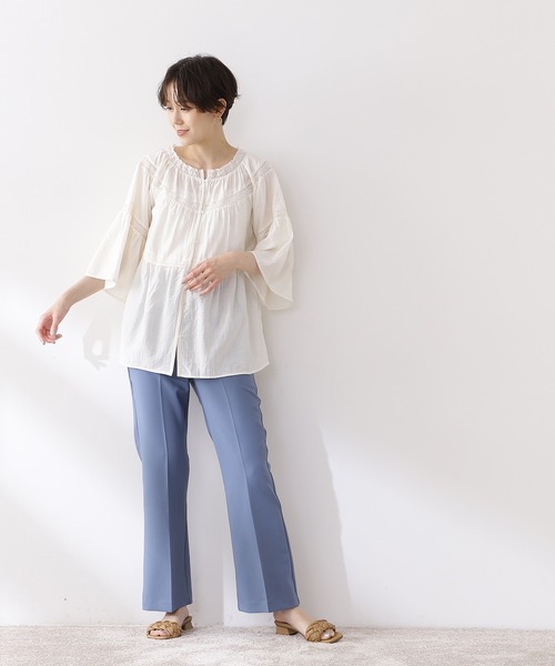 N.（N. Natural Beauty Basic）（エヌエヌナチュラルビューティーベーシック）の「センタープレスフレアパンツ（その他パンツ・レディース・ブラック/イエロー/レッド/ブルー・MEDIUM）」の20枚目の写真