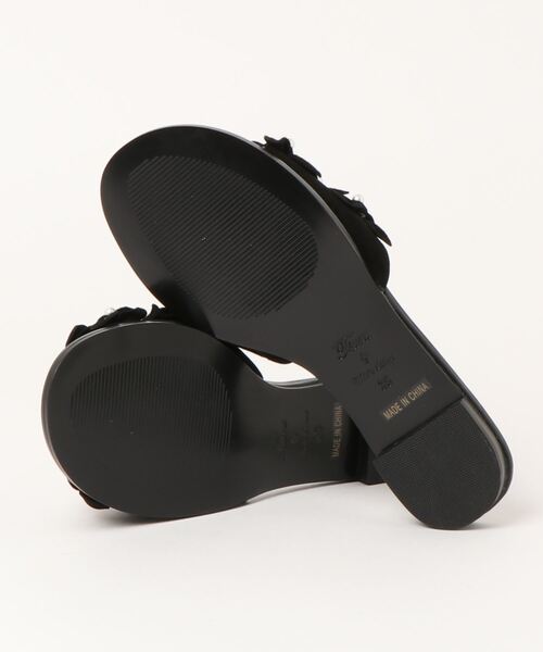 TSURU by Mariko Oikawa（ツルバイマリコオイカワ）の「TSURU by Mariko Oikawa / Amalfi(パールフラワーフラットサンダル)（サンダル・レディース・ブラック/ピンク・35/36/37）」の3枚目の写真