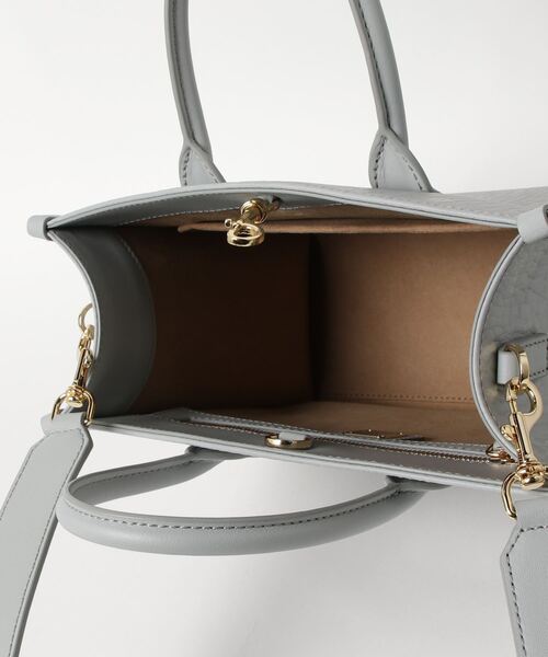 MCM(エムシーエム)の「Munchen トート - ヴィセトス(トートバッグ・レディース・ブラック/ブラウン/グレー・SMALL)」の9枚目の写真