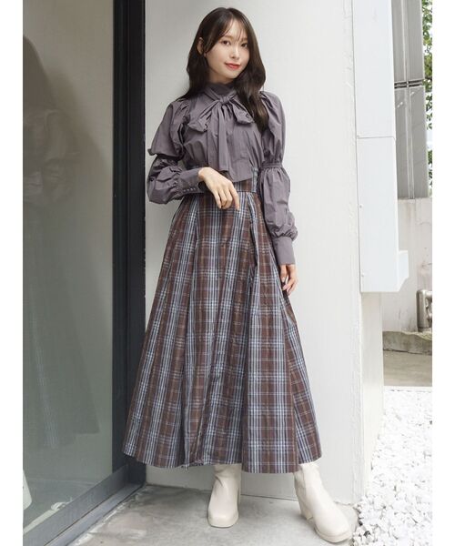 新品♡タグ付♡ダイアグラム♡イレギュラ－チュ－ルスカート♡ブラウン MERCURYDUO（マーキュリーデュオ）の「メモリータフタバックレース