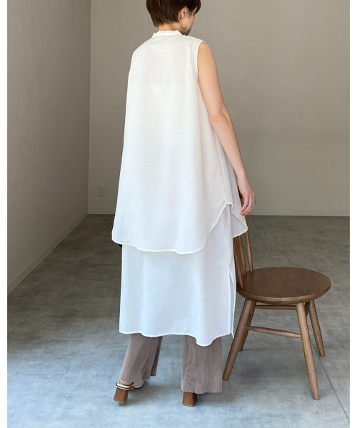 She's Closet(シーズクローゼット)の「バンドカラーレイヤードノースリーブロングシャツワンピース(シャツワンピース・レディース・ホワイト/ブラック/テラコッタ/ライトベージュ/ブルー・FREE)」の8枚目の写真