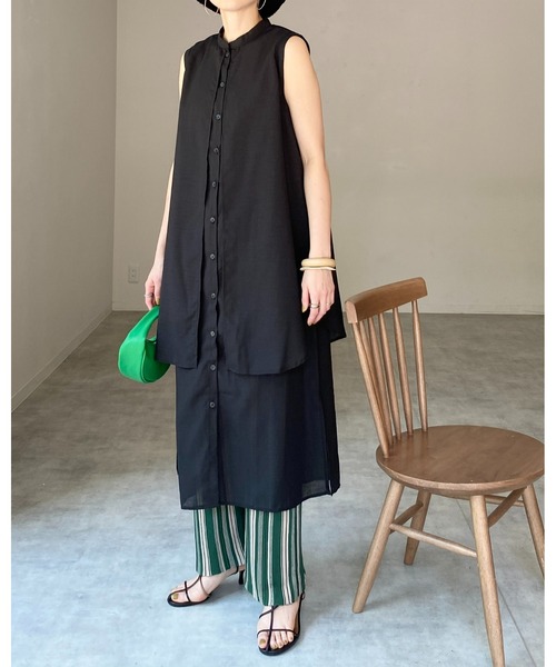 She's Closet(シーズクローゼット)の「バンドカラーレイヤードノースリーブロングシャツワンピース(シャツワンピース・レディース・ホワイト/ブラック/テラコッタ/ライトベージュ/ブルー・FREE)」の12枚目の写真