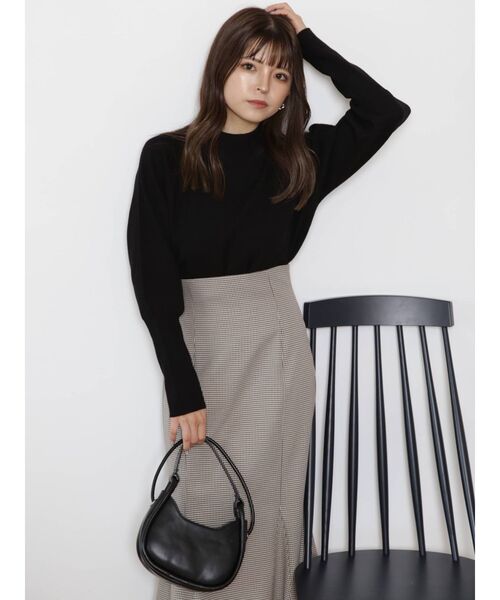 MURUA(ムルーア)の「チューブラウンドバッグ(ハンドバッグ・レディース・ブラック/グリーン・FREE)」の8枚目の写真