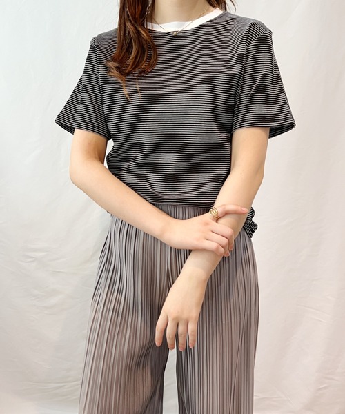 CLEA(クレア)の「配色ボーダーリンガーTシャツ(Tシャツ/カットソー・レディース・ブラウン/ホワイト/オリーブ/ブラック・FREE)」の14枚目の写真