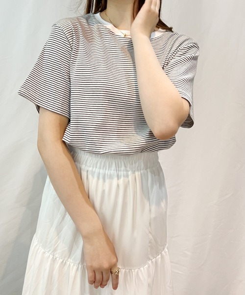 CLEA(クレア)の「配色ボーダーリンガーTシャツ(Tシャツ/カットソー・レディース・ブラウン/ホワイト/オリーブ/ブラック・FREE)」の5枚目の写真