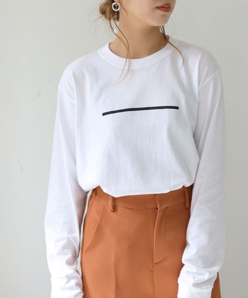 HER CLOSET(ハークローゼット)の「【HER CLOSET】WEB限定 オリジナルラインシンプルロゴロンT WEB LIMITED ORIGINAL LINE SIMPLE LOGO LONG TEE(Tシャツ/カットソー・レディース・ブラック/ホワイト・S/M/L)」の12枚目の写真