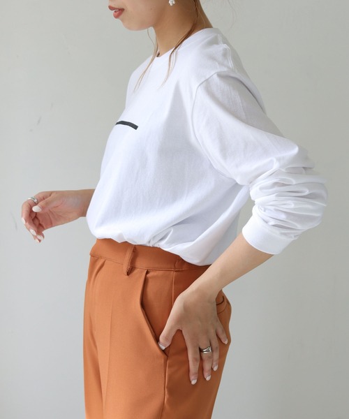 HER CLOSET(ハークローゼット)の「【HER CLOSET】WEB限定 オリジナルラインシンプルロゴロンT WEB LIMITED ORIGINAL LINE SIMPLE LOGO LONG TEE(Tシャツ/カットソー・レディース・ブラック/ホワイト・S/M/L)」の13枚目の写真