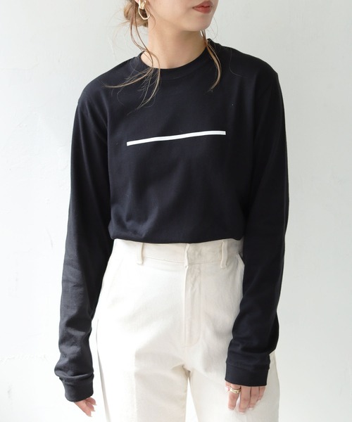 HER CLOSET(ハークローゼット)の「【HER CLOSET】WEB限定 オリジナルラインシンプルロゴロンT WEB LIMITED ORIGINAL LINE SIMPLE LOGO LONG TEE(Tシャツ/カットソー・レディース・ブラック/ホワイト・S/M/L)」の21枚目の写真