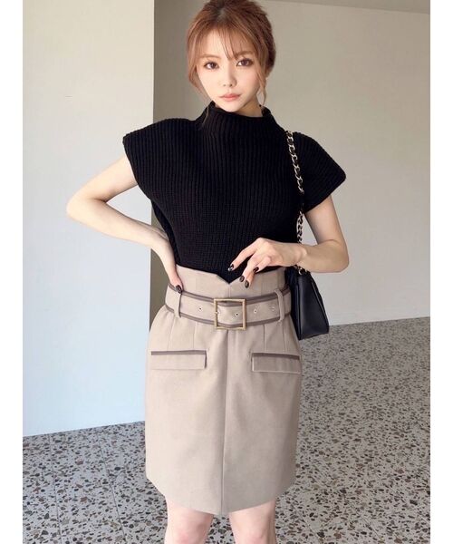 RESEXXY(リゼクシー)の「フレンチスリーブタートルニットトップス(ニット/セーター・レディース・ブラック/ピンク/アイボリー/マスタード・FREE)」の6枚目の写真