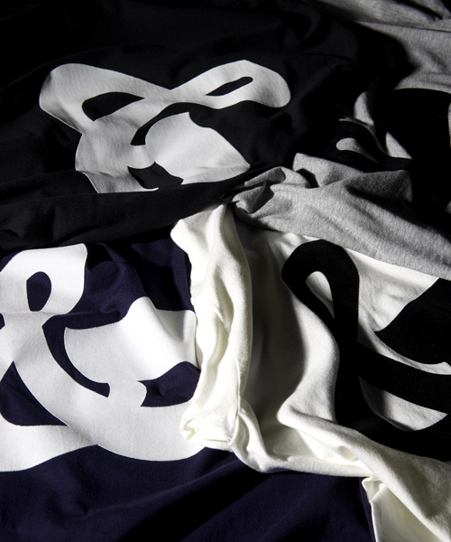 Sync.(スィンク)の「Sync. 【House Industries】TEE “AMPERSAND”(Tシャツ/カットソー・メンズ・ホワイト/ブラック/ヘザーグレー/ネイビー・MEDIUM/X-LARGE/LARGE/SMALL)」の8枚目の写真