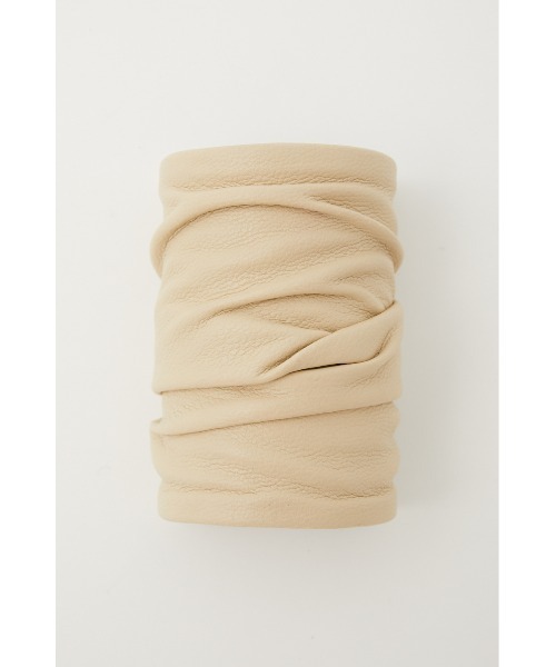 SLY（スライ）の「WIND F/LEATHER HAIR CUFF ウィンドフォーレザー ヘアーカフ（バレッタ/ヘアクリップ・レディース・アイボリー/ブラック・FREE）」の3枚目の写真