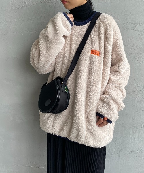 UNIVERSAL OVERALL（ユニバーサルオーバーオール）の「【FINEBOYS 2月号掲載】[UNIVERSAL OVERALL/ユニバーサルオーバーオール] 別注 クルーネックボアフリースプルオーバー（スウェット・レディース・ネイビー/アイボリー/グレイッシュベージュ・M/L/XL）」の12枚目の写真