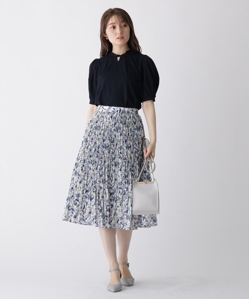 index（インデックス）の「◆ボタニカルフラワープリーツスカート【WEB限定サイズ】（スカート・レディース・ブラック系/ブルー系/ワイン系1・36/40/42/38）」の17枚目の写真